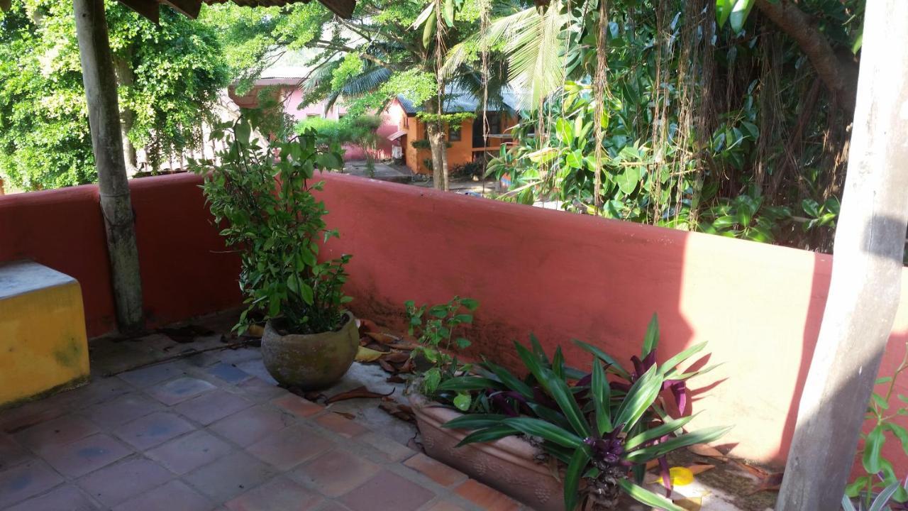 Hôtel Big Milly'S Backyard à Kokrobite Extérieur photo