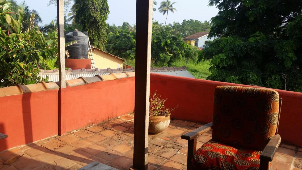 Hôtel Big Milly'S Backyard à Kokrobite Extérieur photo