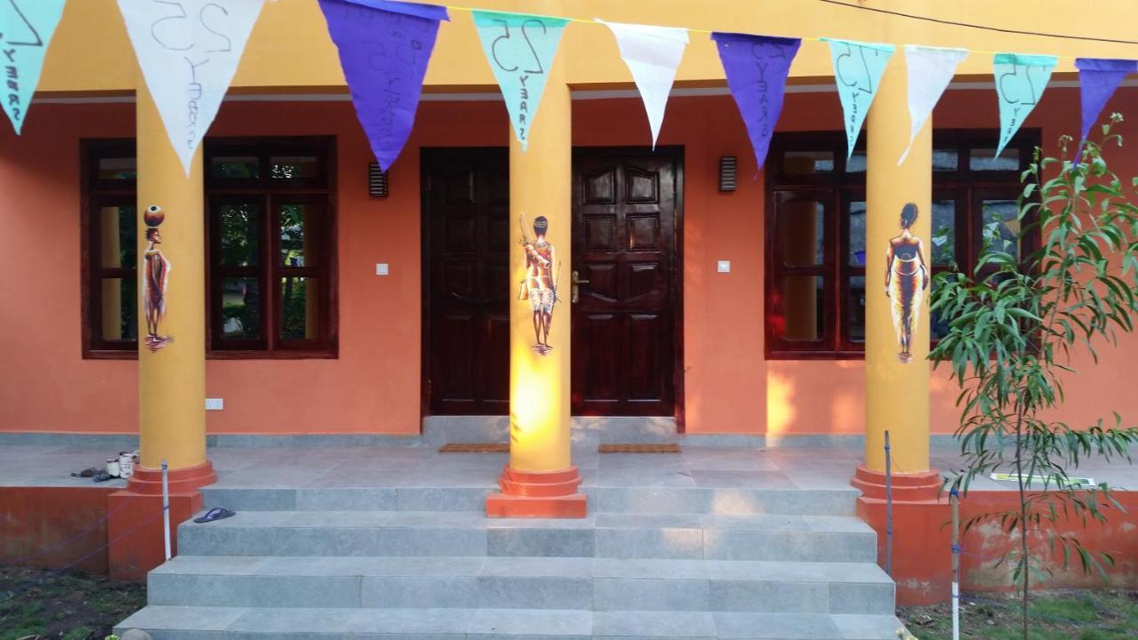 Hôtel Big Milly'S Backyard à Kokrobite Extérieur photo